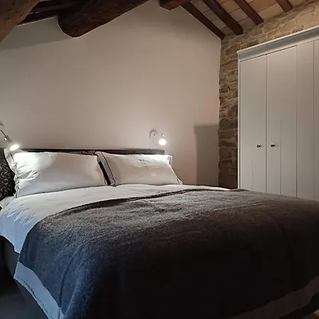 Ca' Dei Giuli Apartment Borgo Pace